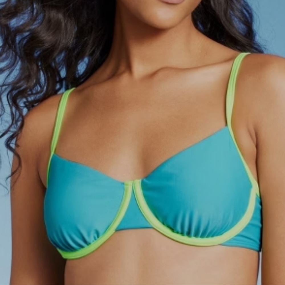 NWT Wild Fable Women's Colorblock Underwire Bikini Swim Top S 4-6